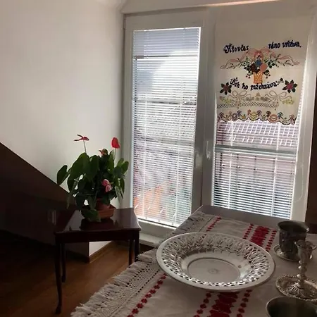 Mária 3*
